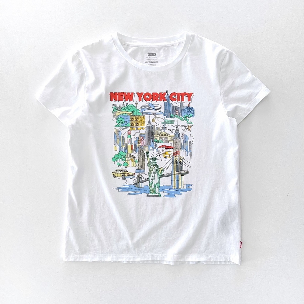 Levi’s NYC Graphic Perfect T-Shirt Size XS
